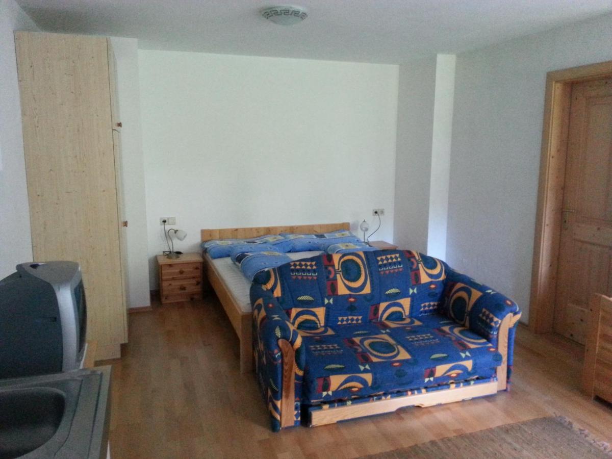 Fichtenblockhuette Sonnenalpe Nassfeld Room photo